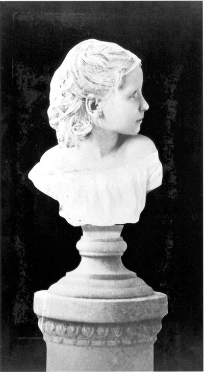 Untitled [Living Statuary - Unidentified girl, head up]